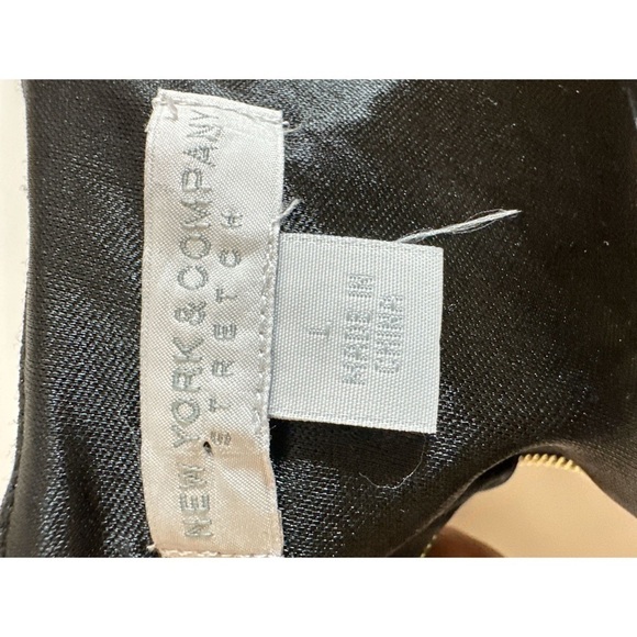 Chic Black Grid Pattern Dress - Picture 7 of 11